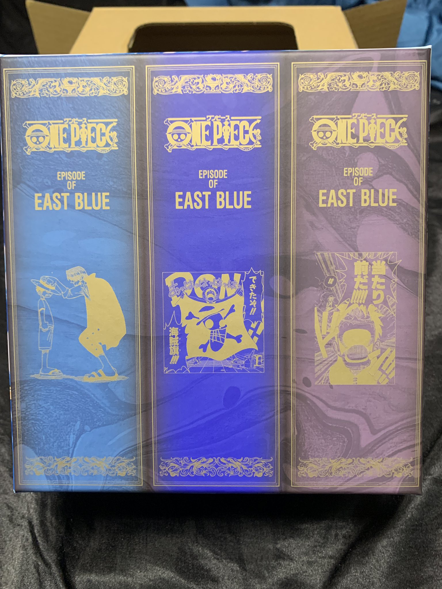 Allblue ワンピースのコミックボックス届いたー これ ただの箱つけてコミックスのセット売りだけ のものだと思ってたんだけど 全てこのボックス用に印刷し直しされてて 裏に価格も入ってないし 何よりこのボックス用に年9月9日が初版になってます