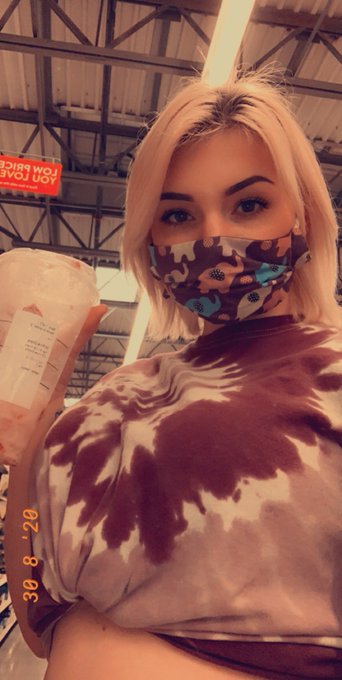 Any Starbucks drink recommendations? Preferably iced! #starbucks #coffee #drink #foryoupage #foryou #LGBTQ<a href="/tag/coffee"class="tags"><span>#coffee</span></a><a href="/tag/drink"class="tags"><span>#drink</span></a><a href="/tag/foryou"class="tags"><span>#foryou</span></a><a href="/tag/walmart"class="tags"><span>#walmart</span></a><a href="/tag/starbucks"class="tags"><span>#starbucks</span></a><a href="/tag/lgbtq"class="tags"><span>#lgbtq</span></a>