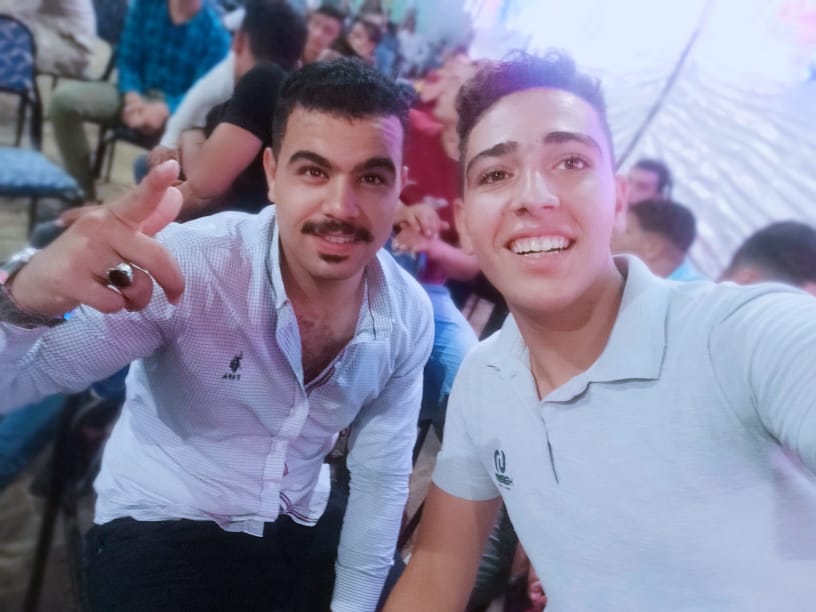 كل ما تكبر و تعاشر البشر ...هتنسى حاجة اسمها شكل حلو وهتجري على اي حد روحه لسه نضيفة ⁦❤️⁩