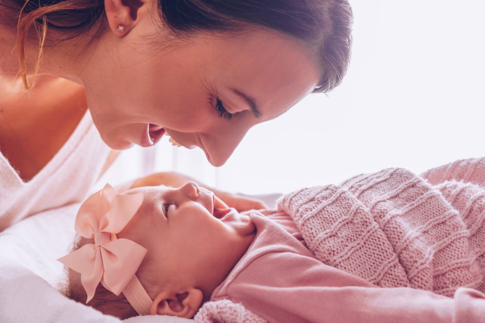 ShutterTurf's tweet photo. For your newborn's photography, don’t settle in for anything less than complete peace of mind!
▸ https://t.co/TfdR26di3h
#shutterturf #newbornphotography #newbornbaby #newbornphoto https://t.co/n1s2weiYws