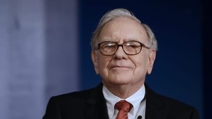 "Diğerlerinden daha akıllı olmak zorunda değiliz. Diğerlerinden daha disiplinli olmak zorundayız." Warren Buffett