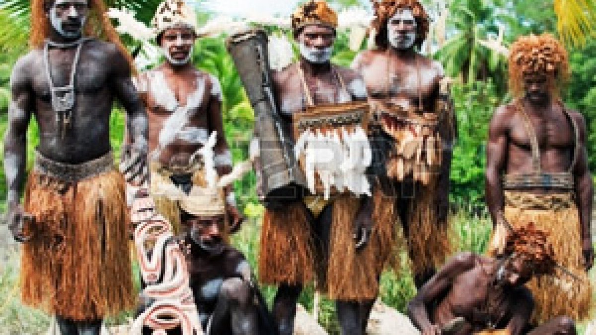 Asmat Tribe of Papua, Indonesia https://factsofindonesia.com/history-of-asmat-tribe-indonesiaagain PHOTOS NOT MINE. CTTO