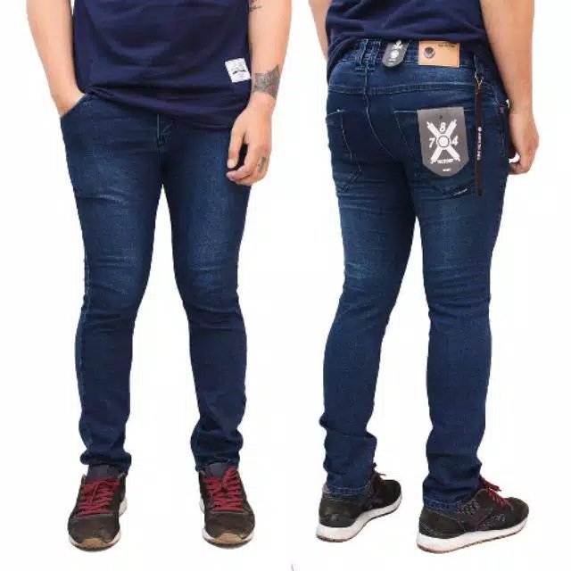 AfikaNew's tweet photo. Clna jeans 
IDR 145
Minat chat me.. https://t.co/kDSPxxdwxE