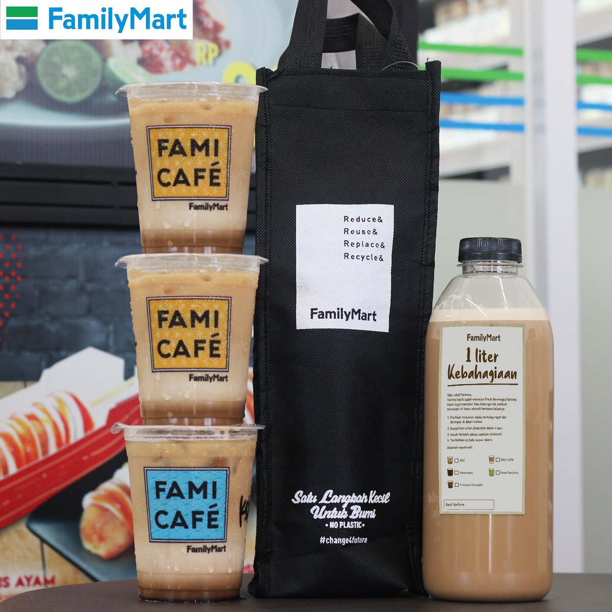 FamilyMart_ID's tweet photo. Jangan lupa pesan reusable bag setiap kamu pesan minuman Famima melalui @gofoodindonesia &amp; @GrabID . Hanya dengan Rp3.000 kamu bisa dapetin reusable bag keren yang bisa kamu pakai kembali untuk membawa belanjaan atau kebutuban lainnya.

#famima #change4future https://t.co/elZYJHe0hY
