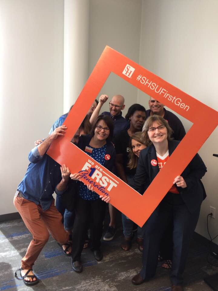 SHSULatinx's tweet image. Dear Bearkats,
This semester might feel tough, but we are tougher. If you are a first generation scholar like me, you gotta shine because you worked hard for this as so did your family/allies. Prove them right.