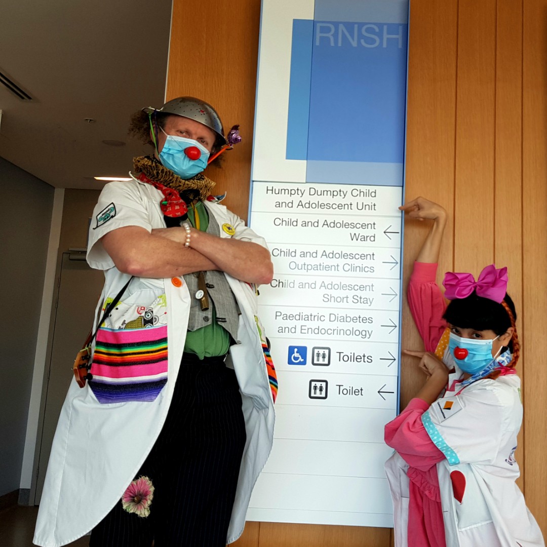 Dr Boogie and Dr tooT are back at the Humpty Dumpty Child and Adolescent Ward at Royal North Shore Hospital after being absent for a few months due to COVID-19.