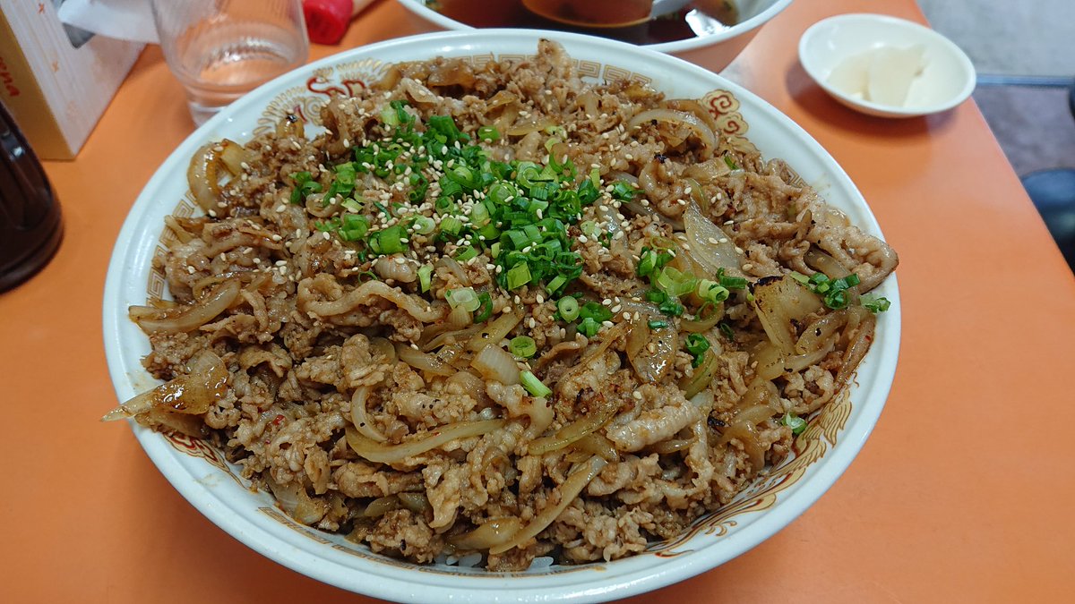 宮内レミィ Di Twitter ランチは沼津市東椎路にある空海さんで 焼肉丼鬼盛りなのん フォロワーさんの情報で知り 近くに予定があったので行って来た ラーメンどんぶりに大量の焼肉とご飯がwwwスープもどんぶりwww 無事に鬼退治 しました