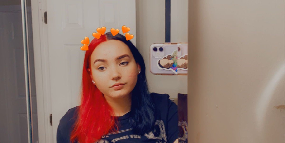 shinyaprotector's tweet image. I had to turn myself into my queen @Ash_Costello because I love her so much❤️🖤 #halfheads