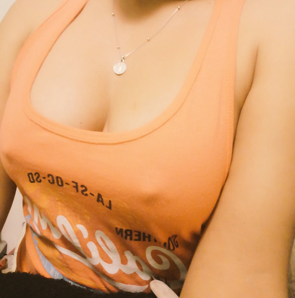 thory6913's tweet photo. Ufff https://t.co/uATOof3TKU