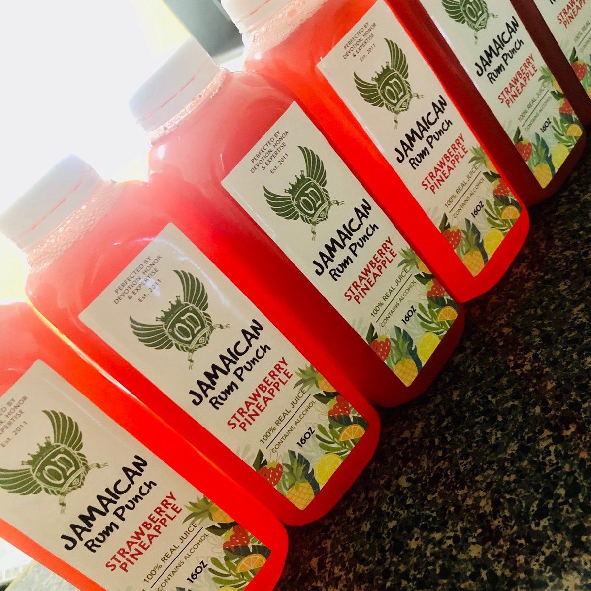 Lynkstar's tweet photo. Who ready for this new exclusive drink to drop in your city DM me!!
Coming to all major hoods soon @ODworldEnt  🥊🥊 #ODpunch #jamaicanstyle #rumpunch #ODE https://t.co/vxDuTrCujJ