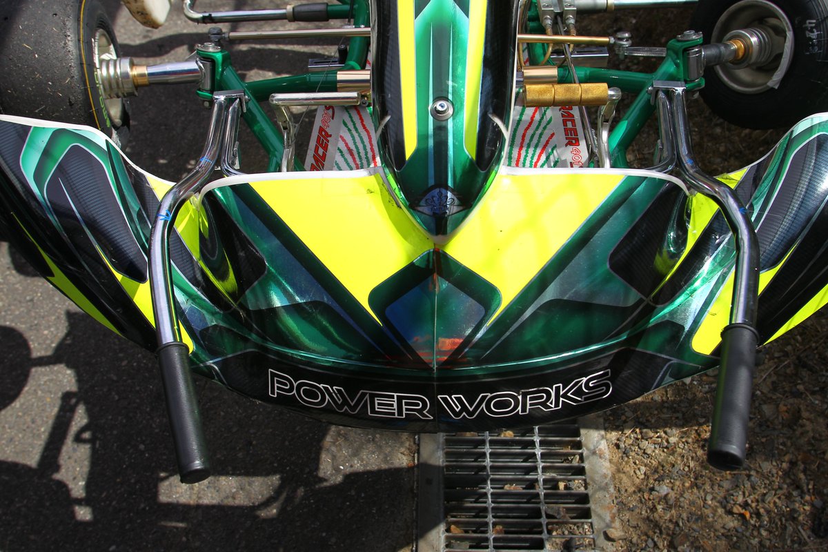 困惑した 剪断 民間 カート 押しがけ リフト クロニクル 騒ぎ 変化する