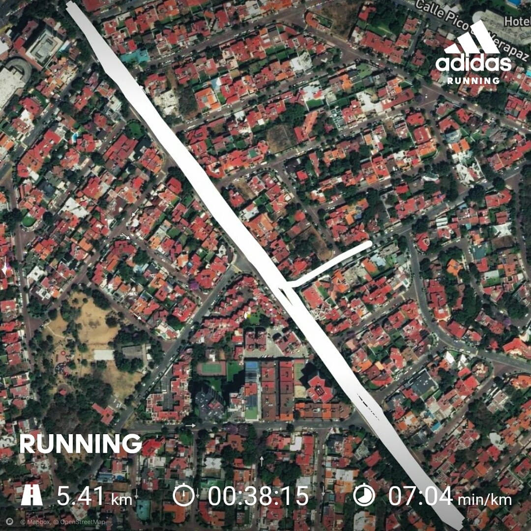 YaCholeNo's tweet photo. #Estoyderegreso #5Km #runners #YoElegiCorrer
#Sisepuede #Elpricipio 😎 https://t.co/NQhi44kR2l