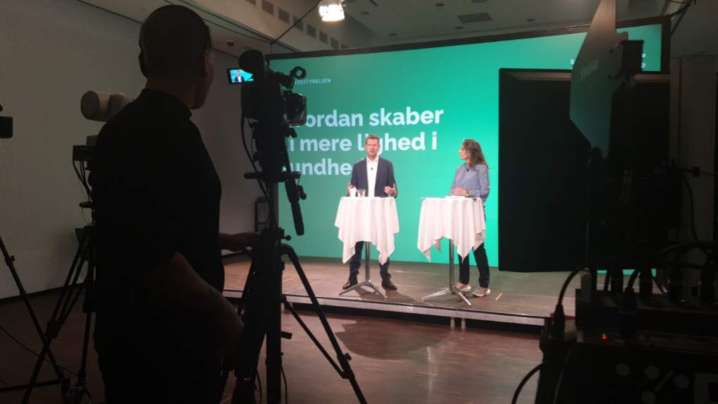 rasmusba's tweet image. Så er webinar om ulighed skudt i gang. ⁦@SSTSundhed⁩ har ansvar for at pege på problemer og muligheder. Det gør vi dag #sundhedforalle