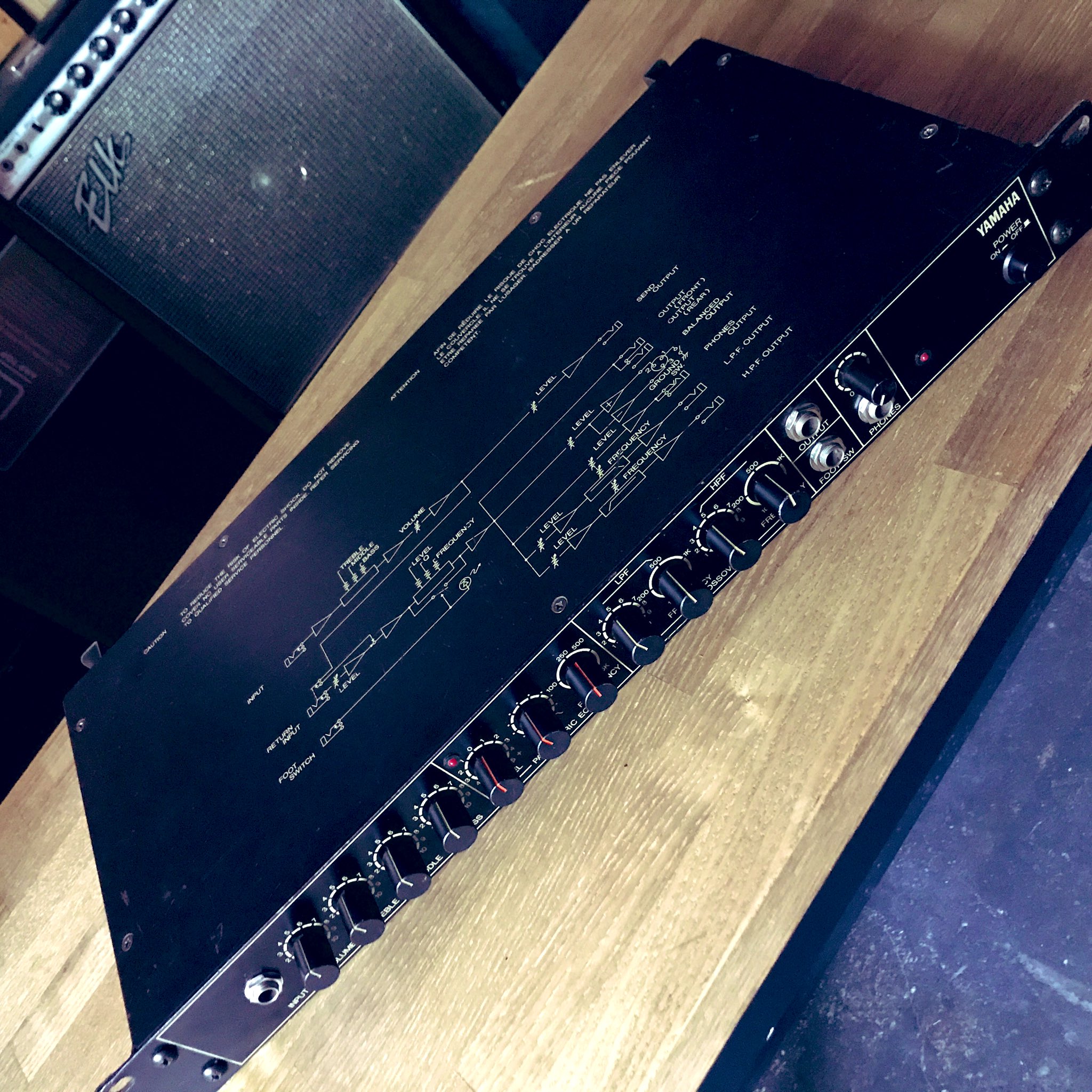 Yamaha PB1 Bass Preamp 修理 - TOKYO EFFECTOR