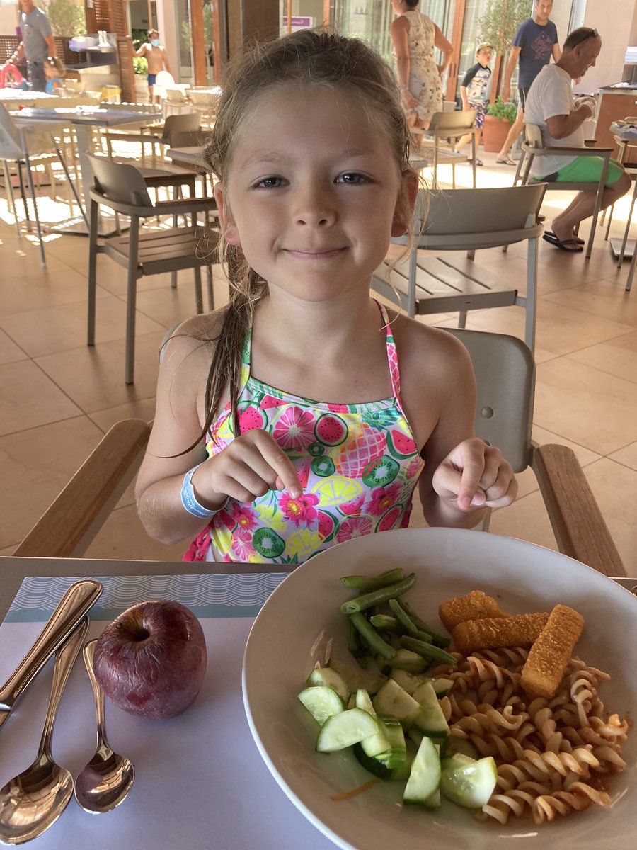 Russell the Brussel rocks! Healthy dinner!🥒🍎#holidayvillagerhodes