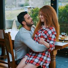 Replying to  @Ruta54068077 & fans  #ElcinSanguASKLOVE! photos from  #kiralikask @Dizitv07 @Kelcnsng #ElçinSangu  #LeySar  #OzanDolunay  #ertIyigündekötügünde RT &  @startv  @o3medya  @elcnsng  #ElçinSangu  #LeySar  #OzanDolunay  #Iyigündekötügünde