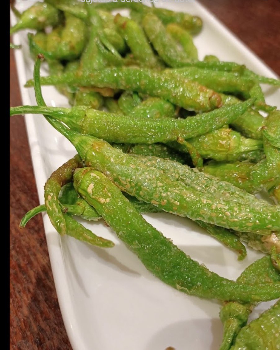Cuando empiezas ...ya no puedes parar.  💚💚💚

#CasaSenra #Piparrak #Guindillas #Bar #Donostia #Gros #Restaurante #ProductoDeTemporada #Gastronomía
