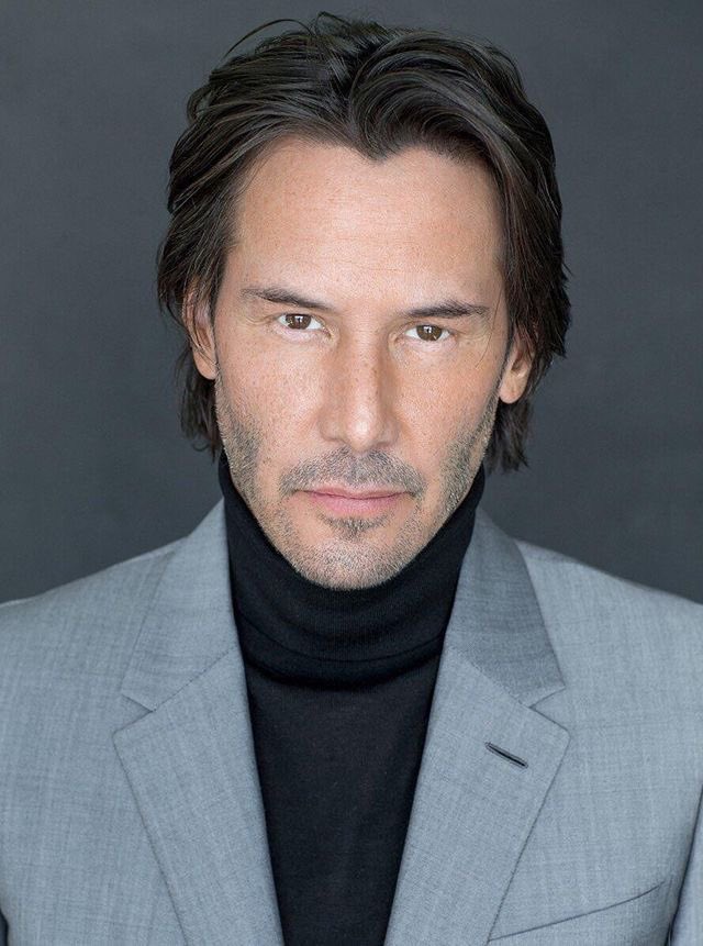Well, Happy Birthday 🎂🎁🎈🎉🎊 Keanu Reeves 56 looks sexy on you ⚡️🥰⚡️ that and his humbleness and genuine kindness among many other good qualities! A good heart is always beautiful. ❤️

#keanureeves #happybirthday