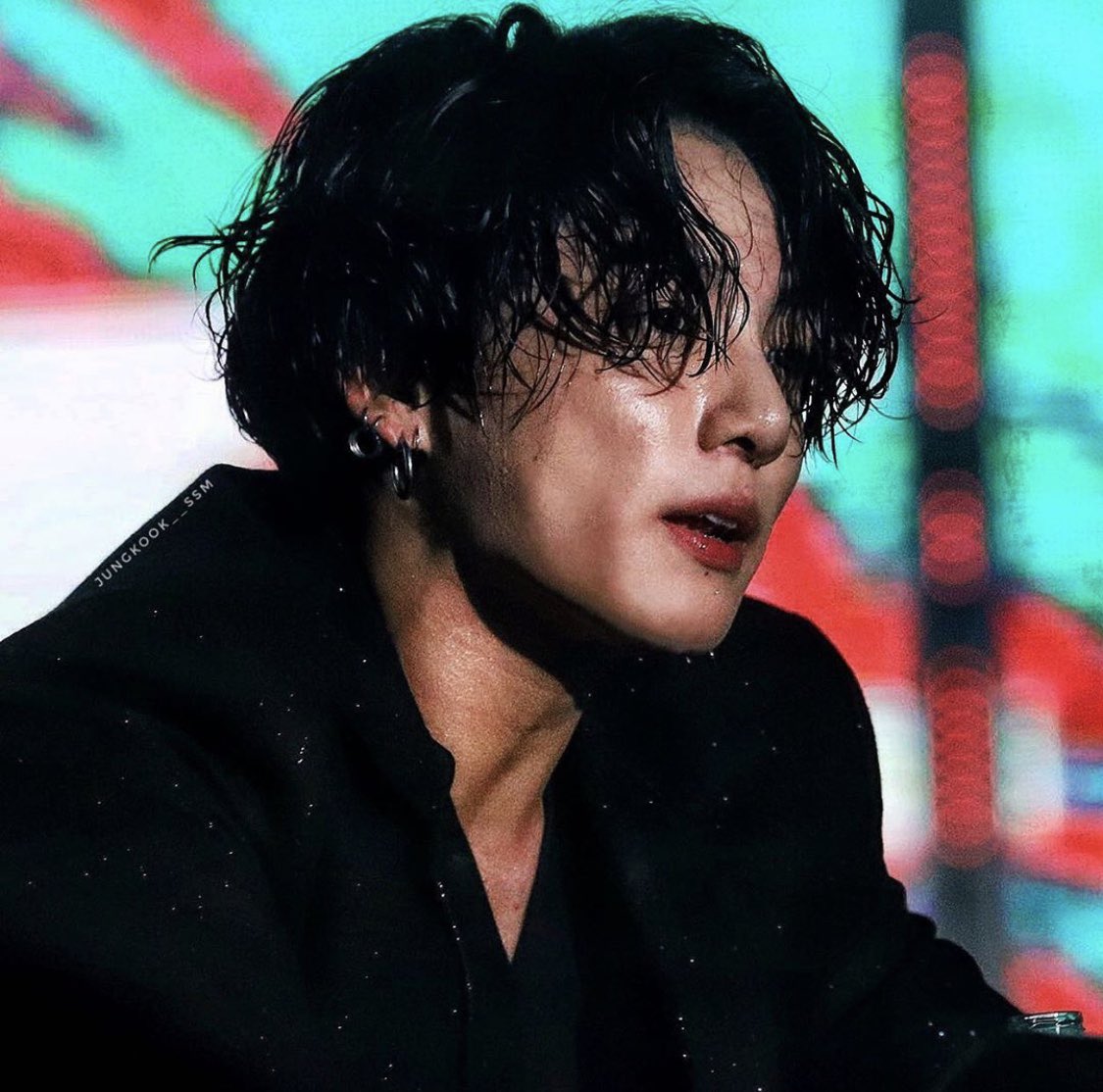 A thread of jungkook’s unwhitewashed sweaty pics, cause why not 