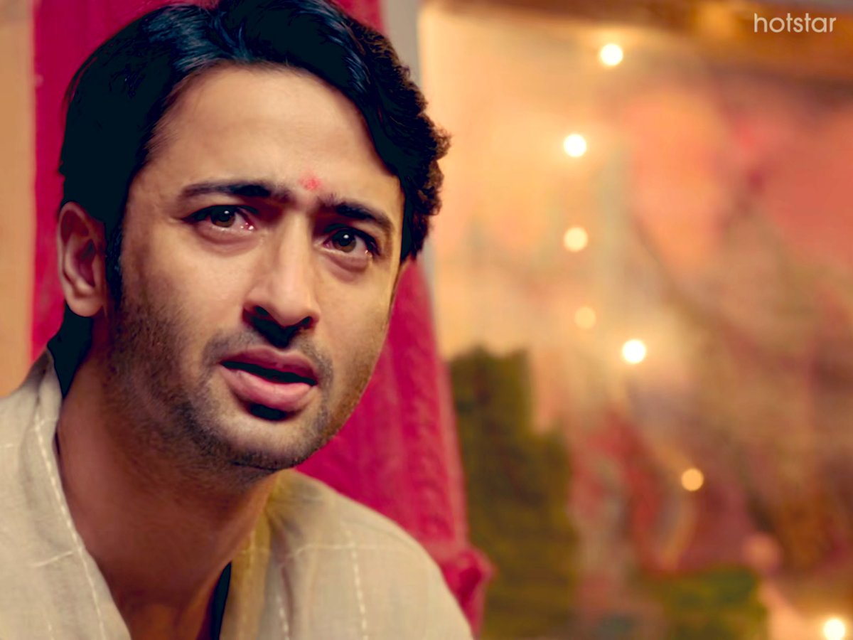 When Abir got to know of Mishti's fertility issues,he collapsed of not only his dreams being shattered,but more about how will mishti devastate, n how is he going to take care of her. #ShaheerSheikh #RheaSharma #YehRishteyHainPyaarKe #MishbirPC owners(1/n) +