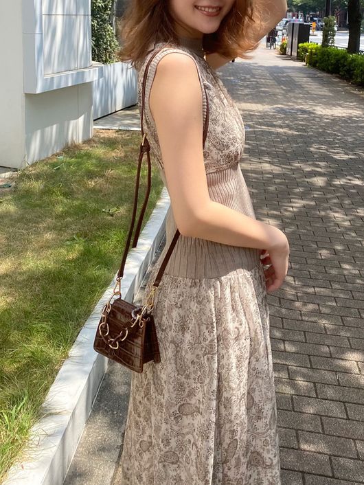 Mercuryduo 公式通販runwaychannel ウエスト細見えな スタイルアップワンピ ペイズリー柄リブ切替ロングワンピース 14 300円 税込 T Co Lbvgb2jghv Mercuryduo マーキュリーデュオ T Co E1jcolbvaq