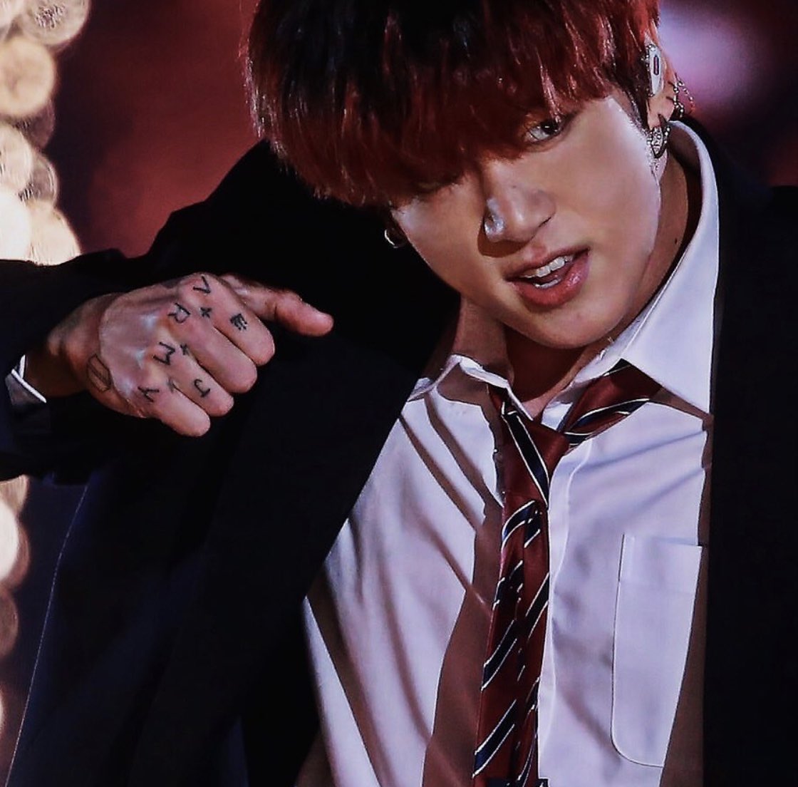 A thread of jungkook’s unwhitewashed sweaty pics, cause why not 