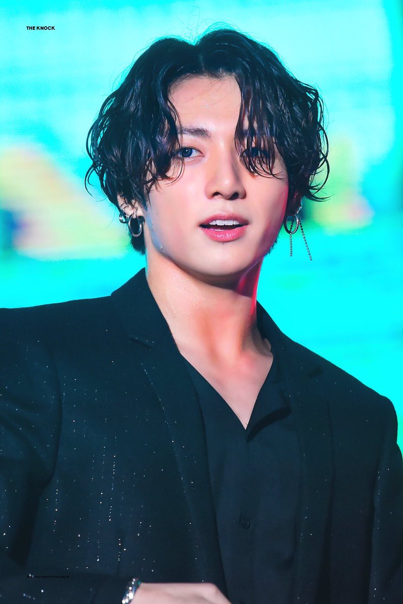 A thread of jungkook’s unwhitewashed sweaty pics, cause why not 