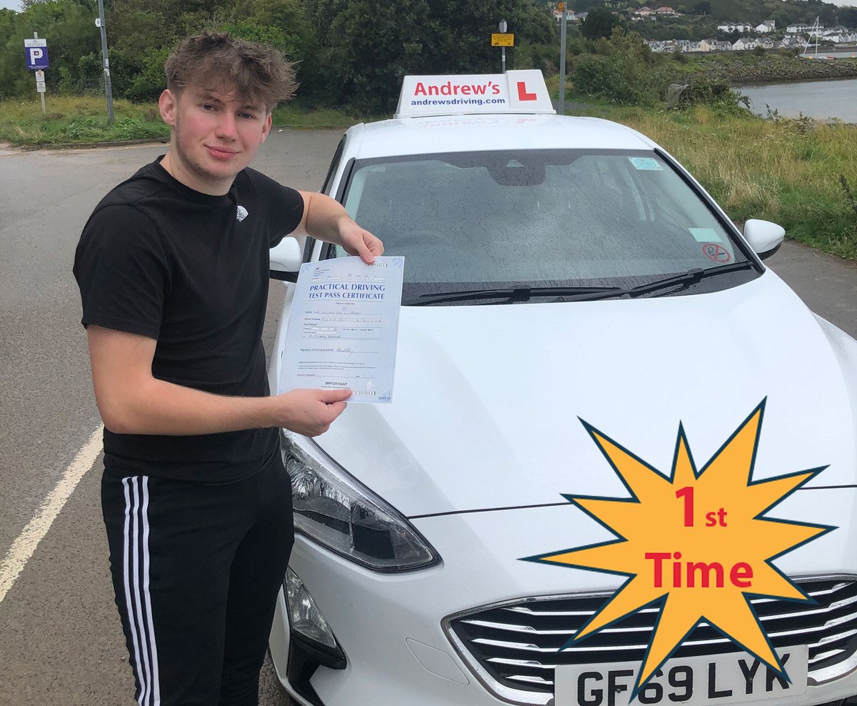 DriveAndrews's tweet photo. Congratulations Owain Parry a fantastic 1st time pass after lessons with Dewi. Well done and thanks for using Andrew's
#drivinglessons #drivingtest #llandudno #conwy #andrewsdriving #bangor
https://t.co/MBw5VAbnUY https://t.co/ysSMIwTVmK
