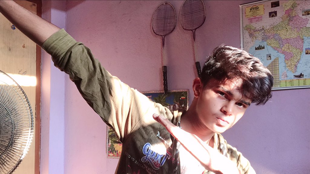 DipankarSingh28's tweet photo. Video Jald Aane Wali Hai.
#YouTuber #DipankarSingh28 #Dipankar #DipankarSingh #dipankarsinghofficial #dipankarsingh28official #JarangRamPur #TechnicalDipankar #TeamDipankar #Bihar #Bihari #Team28 #28team #team028 #team_28 #YouTuber #Gamer #Dipu #DipuFam #Deep https://t.co/ZcnDxnqZda