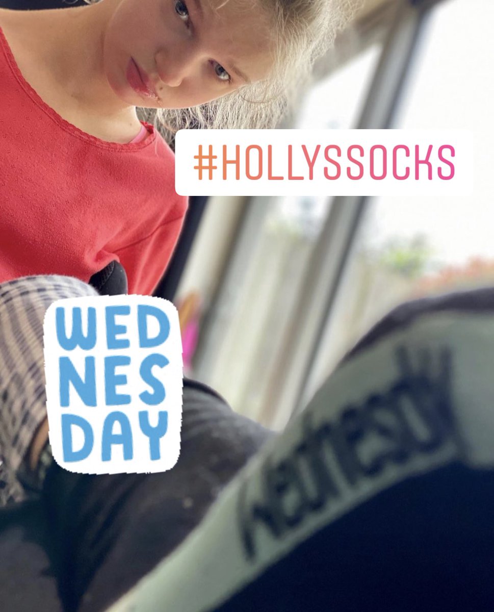 WONDERFUL WEDNESDAY 😀

Wishing everyone a wonderful Wednesday... this is the penultimate update for Holly’s Socks as she finally goes back to school on Friday!!! Have a great day. 
#hollyssocks
#wednesday 
#whatdayisit 
#backtoschool
