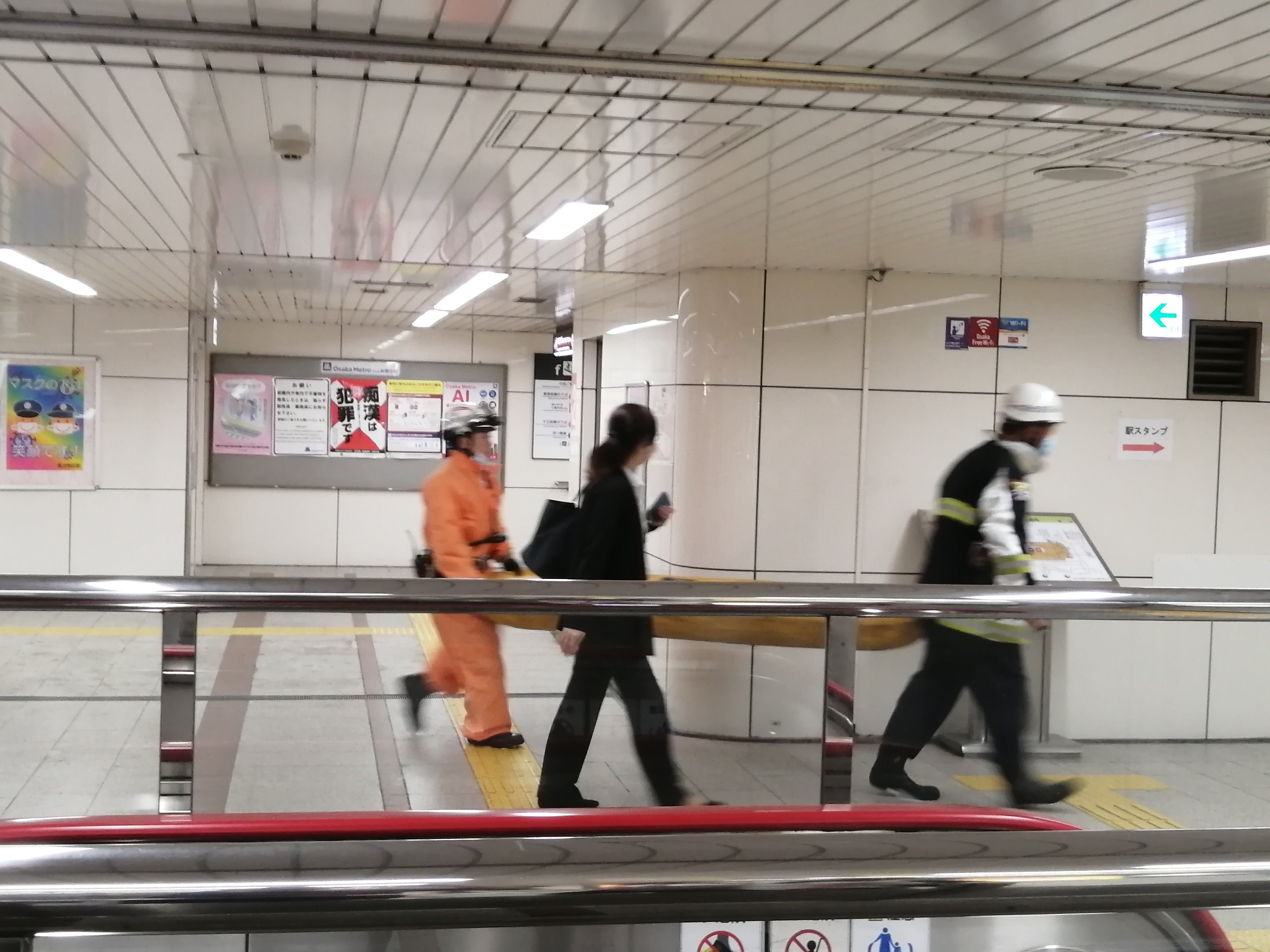 大阪メトロ御堂筋線のなんば駅で人身事故が発生した現場の画像