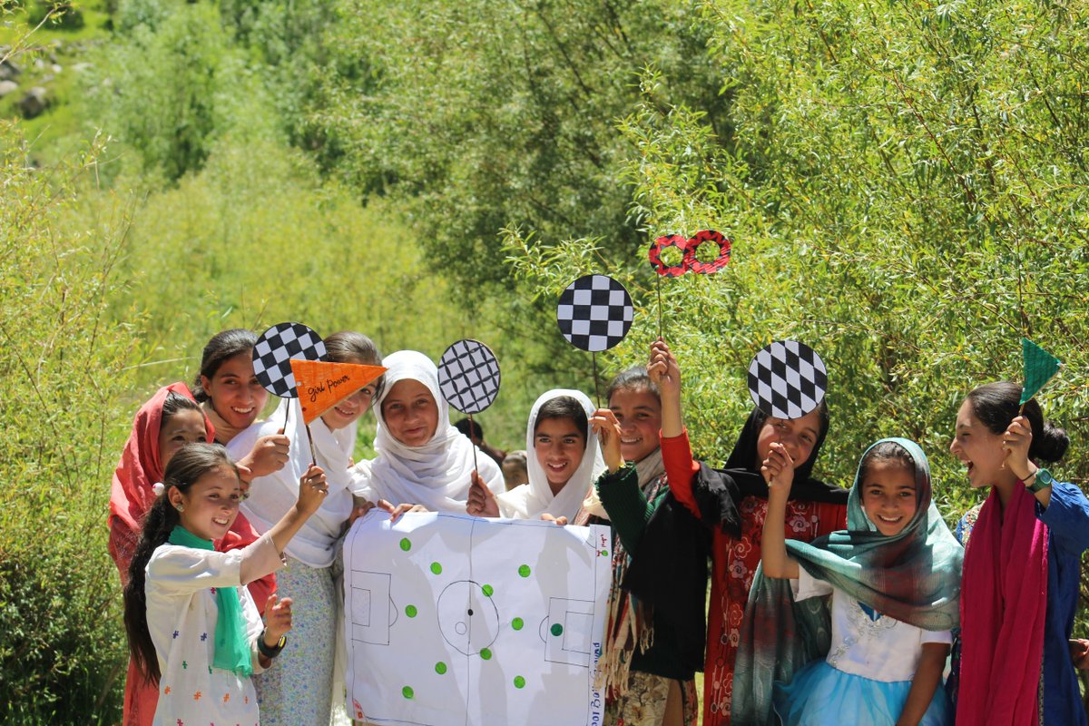 theafcdotcom's tweet image. 👩🏻”I don’t want to wait for someone to make things happen. I want to be the one to make things happen."

From founding a ⚽️ club in 🇵🇰 to representing her community on the catwalks of Milan. @karishmaAli22 is much more than a footballer #GameChangers

📱➡️bit.ly/3hRSBQa