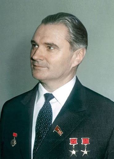 RusEmbSriLanka's tweet image. On September 2⃣, 1⃣9⃣0⃣8⃣, leading rocket #scientist🚀, who played a prominent role in the #Soviet #spaceprogramme🌌, Valentin Glushko was born. He pioneered the development of Soviet liquid-fueled rockets &amp;amp; headed the #Energia launch vehicle &amp;amp; #Buran #spaceplane projects.