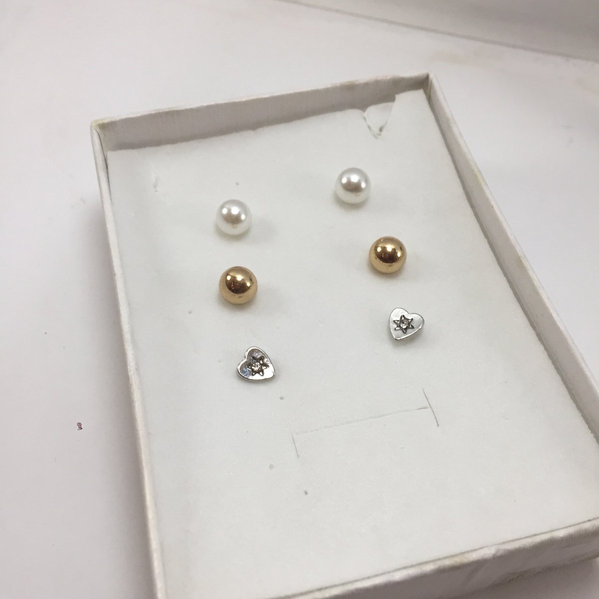 I have these studs packaged for you if you don’t like dangling earrings.N1200 eacg.Please Rt