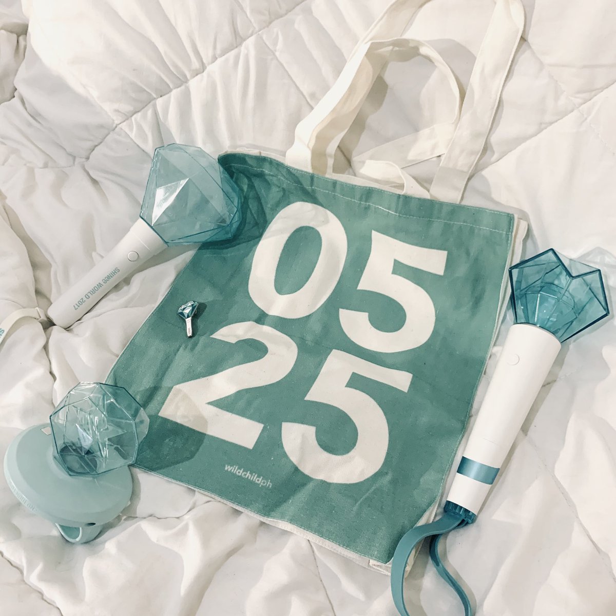 wildchildph's tweet photo. Tote Bags and Drawstring Bags
💎✨ https://t.co/HP7btACJK4