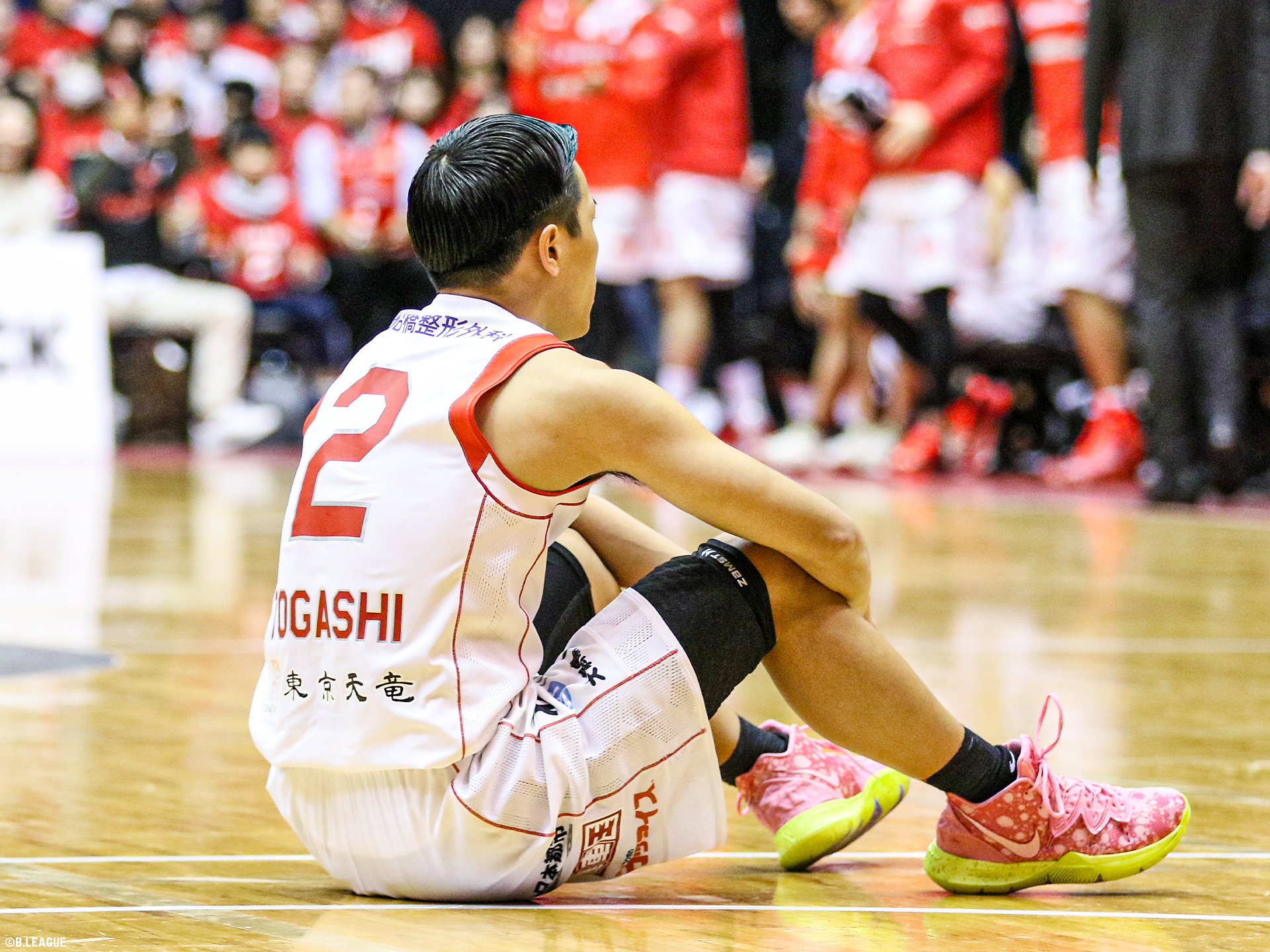 Twitter 上的 B League Bリーグ 選手の足下にも注目 今日は 靴の日 Bリーグ観戦 の時に選手がどんなバッシュを履いているのか観るのも楽しいかも Bリーグ くつの日 T Co Va1elilfbb Twitter