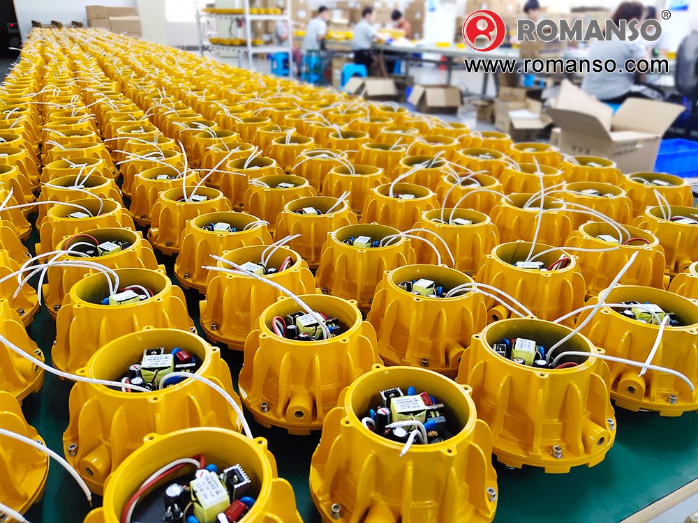 ROMANSO_LED's tweet image. #RomansoLED loading dock light is provided uniform visibility inside trailers or around dock areas.  For more information, please contact us via romanso.com freely. Thanks for your attention.
romanso.en.alibaba.com/productgroupli…?
#LEDdocklights
#LEDlighting