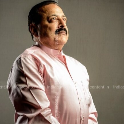 Parul68180282's tweet photo. Please @DrJitendraSingh sir, listen to us. Nobody listens to our story. You're a rational person. UPSC is such a pure body. This year the competition will not be fair. So many of them will miss out on the exam. Please postpone UPSC CSE 2020. #PostponeUPSC_CSE https://t.co/Z7UcLpaQKi