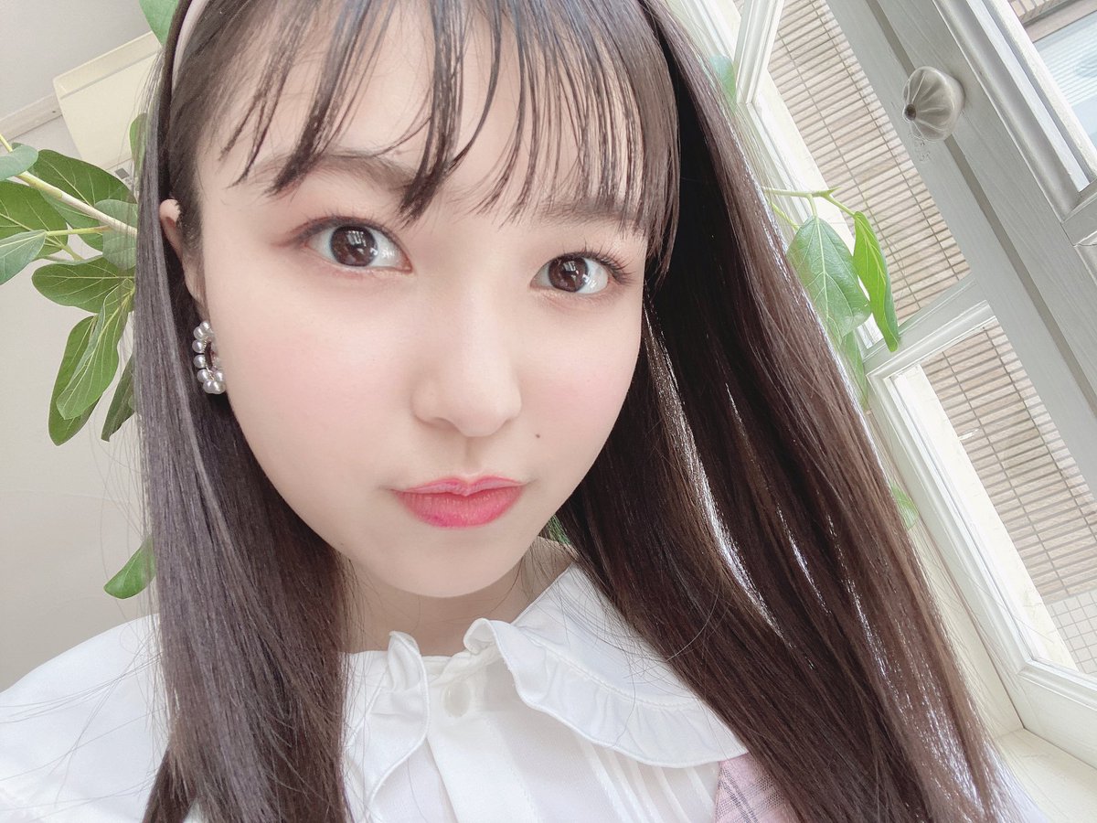 nana_nozaki's tweet photo. ニコラ発売しました🤍
ぜひチェックしてください☺︎

これはパナップのオフショです！

#野崎奈菜
#nicola
#ニコラ https://t.co/iK72PeVMhE