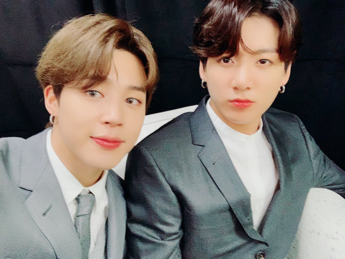 — a thread of jikook selcas, but they grow older if you keep scrolling ♡