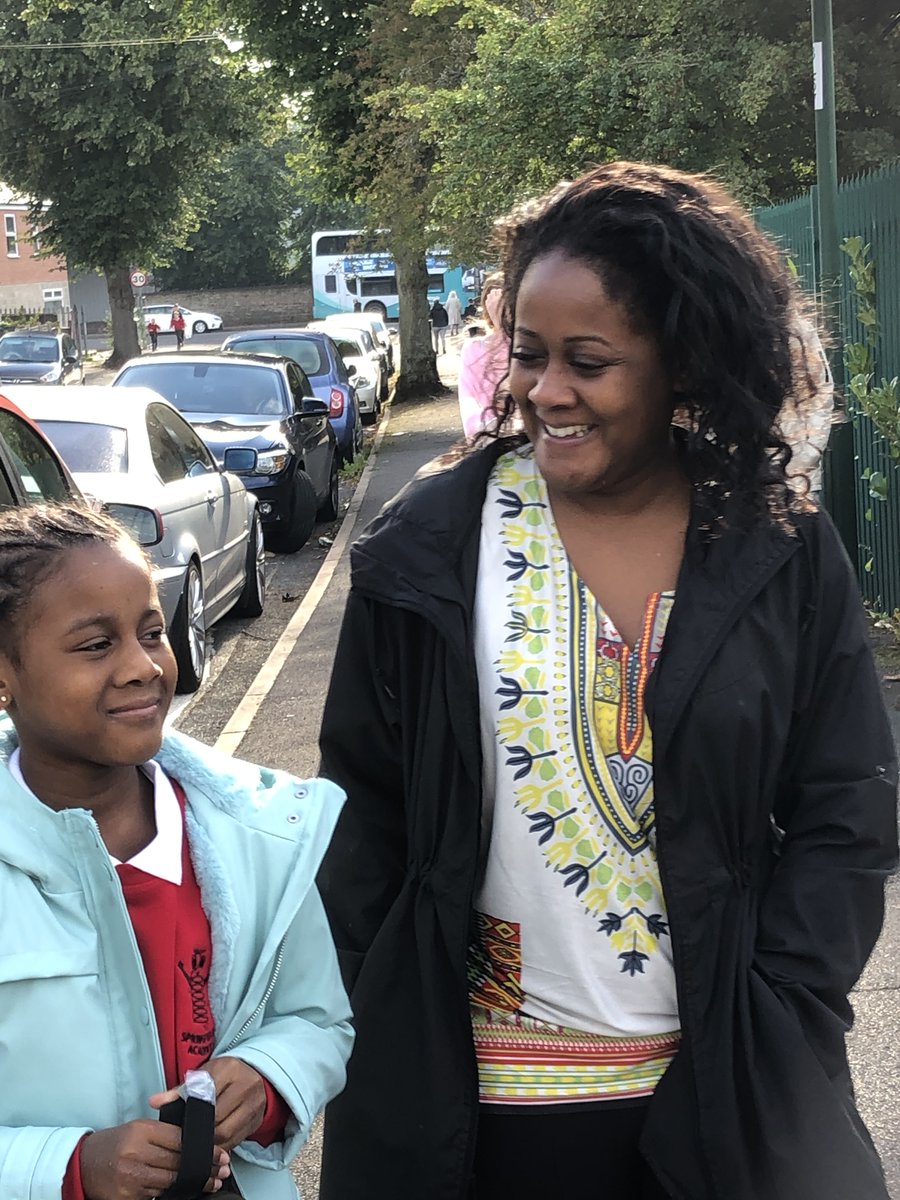 SpringfieldDLT's tweet image. First day back at Springfield Academy and its a party!!