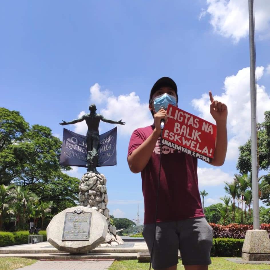 mocking_4jay's tweet image. BOR, hear us!

Ipagpaliban ng pagbubukas ng klase, ibalik sa pagpasada ang mga jeep, isulong ang karapatan sa pabahay, edukasyon, at trabaho ng mga mamamayan.

#PostponeClassesUP 
#NoToJeepneyPhaseout
#AyudaIbigayNa
#OustDuterte
