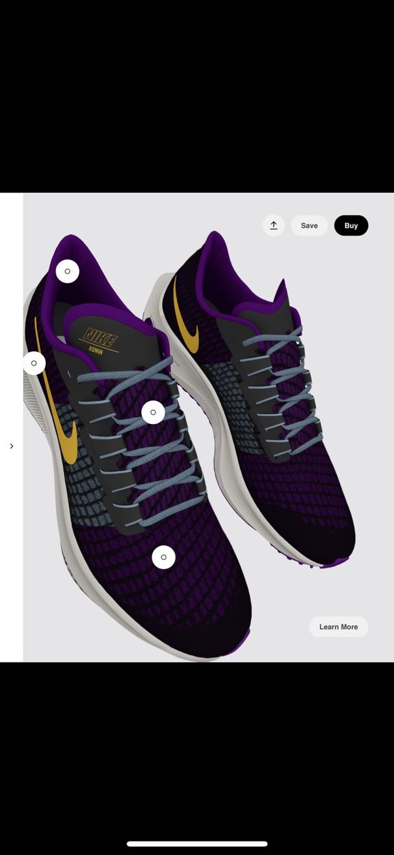 AmyKeeping's tweet image. When you spend 2 months waiting for  running shoes from @Nike and they look nothing like the order, then are insulted by the customer services agent. Disgusting Mis-selling and then denial by Nike. Spot the difference!!