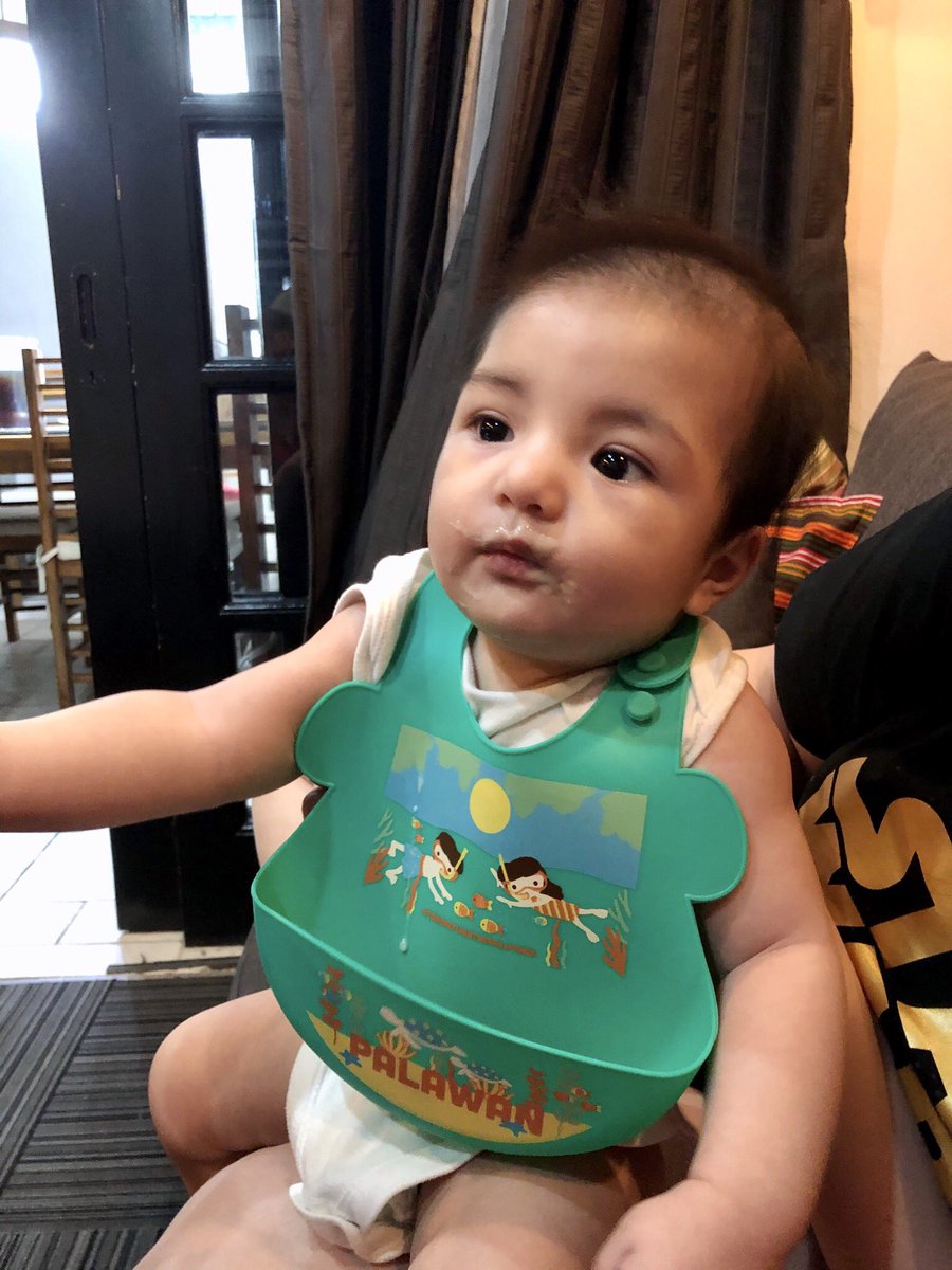 jan_lizardo's tweet photo. Iโm waiting for the spoon! Iโm loving eating solids! ๐๐ผ of course itโs going to be messy but Iโm helping mommy by wearing my bib from @orangeandpeachph ๐งก
#jevilizardo #babyjevi #babyjapoynice #solids #jevilizardo6months #eating #orangeandpeach #firstsolids https://t.co/DisQQ5DPSM