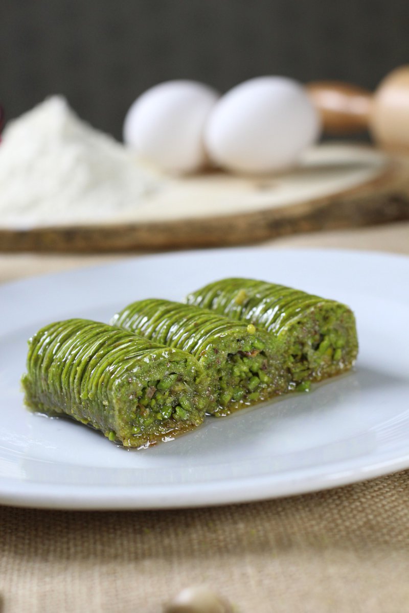 Canlı canlı bize bakıyor bir şeyler anlatıyor gibi, sizce ne anlatıyor olabilir💚