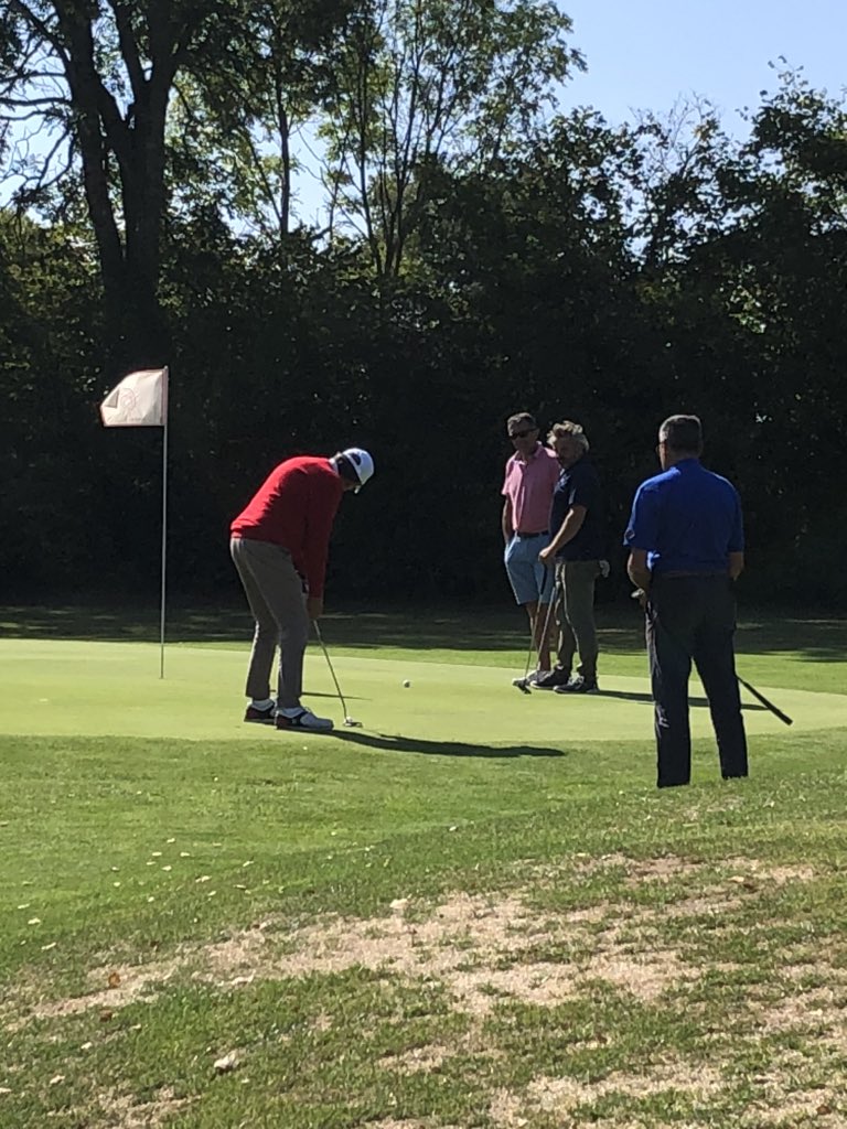 🔷#TrophéeGolf🔷
Le trophée EKLYA se déroule sous un beau soleil☀️ pour le plus grand bonheur des équipes ⛳️
<a href="/CCILYONMETRO/">CCI LYON METROPOLE</a>