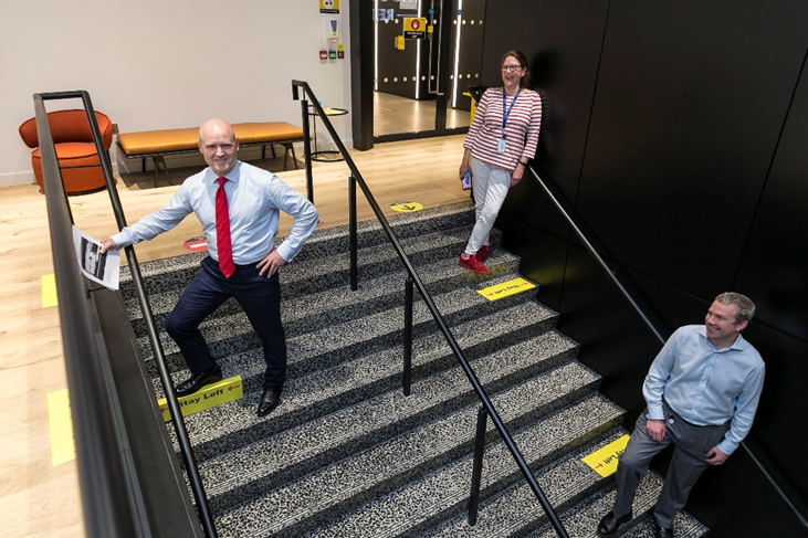 HiberniaREG's tweet photo. Weβve introduced a one-way system with clear signage around the Hibernia office so that our staff and visitors can move around as safely as possible #COVID-19 #WindmillQTR https://t.co/JNQKDdNHWB