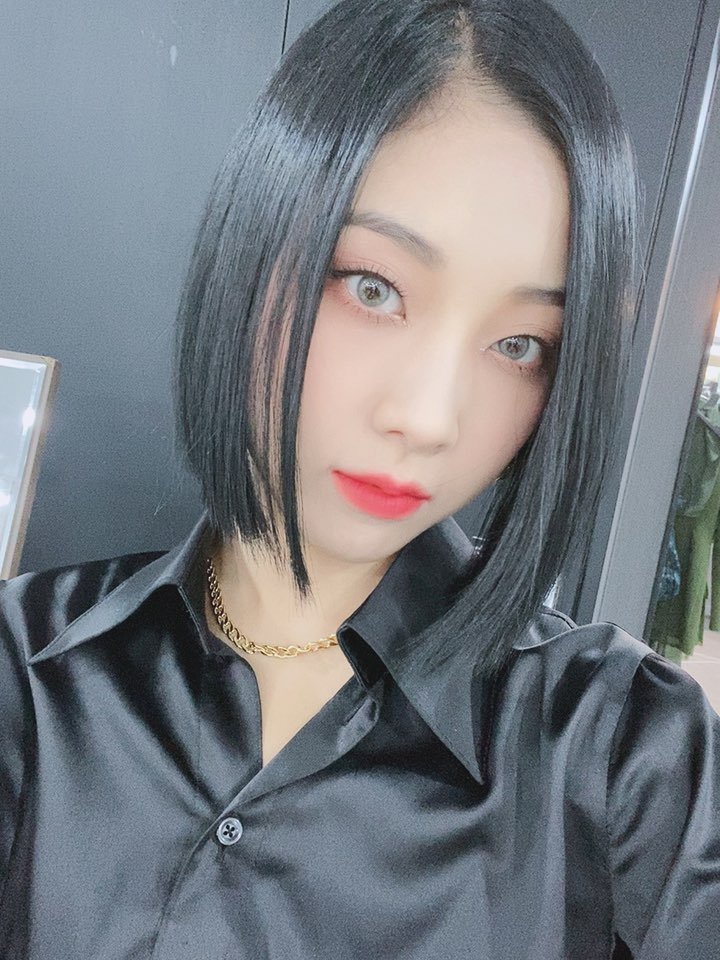 monkeygallery's tweet image. → 02.09.20 Twitter Update 🤍
#Seungyeon #CLC   #장승연