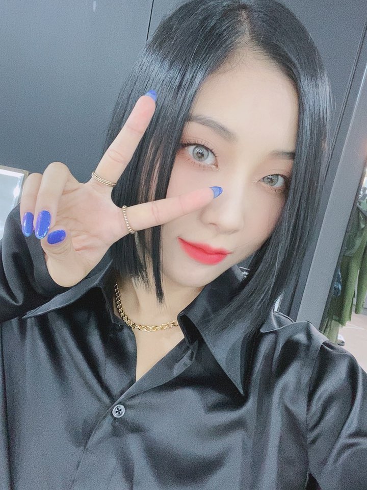 monkeygallery's tweet image. → 02.09.20 Twitter Update 🤍
#Seungyeon #CLC   #장승연