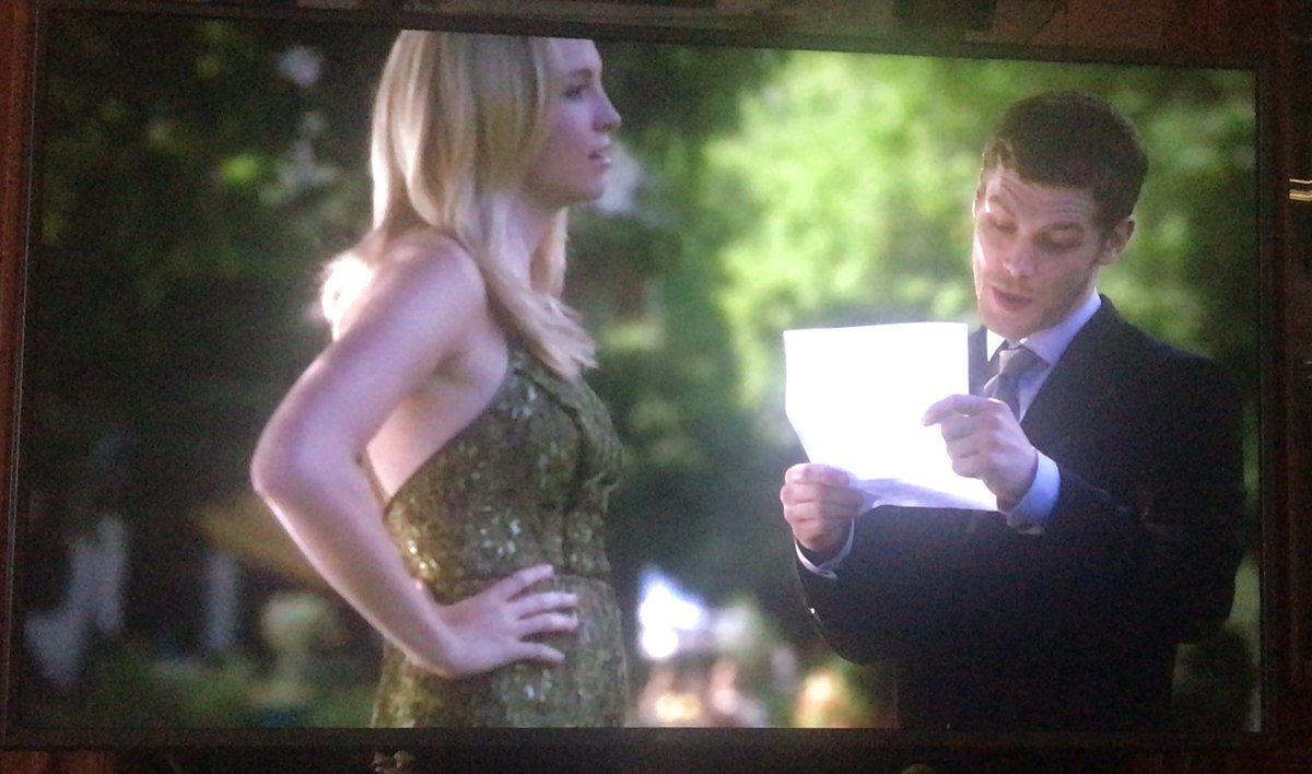 NotHumanBlood's tweet image. || Mis padres 🥺